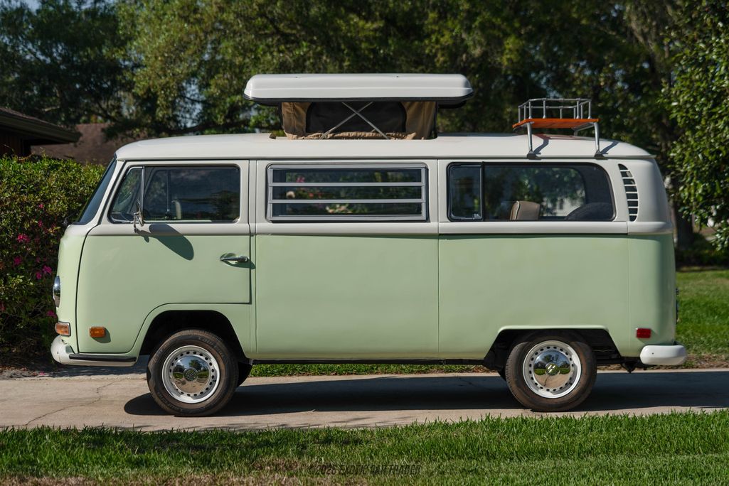 1970 Volkswagen Type 2 Riviera Camper