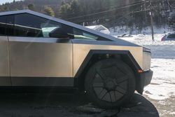 2024 Tesla Cybertruck AWD Foundation Series for sale