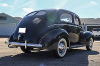 1939 Ford Deluxe 2 Door Sedan for sale