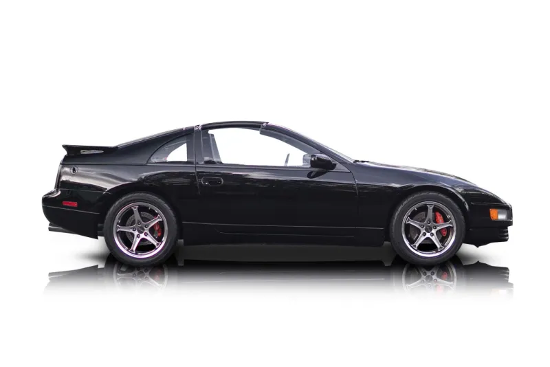 An incredible side shot photo of aNissan 300ZX that you should buy.
