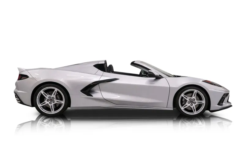 An incredible side shot photo of aChevrolet Corvette that you should buy.