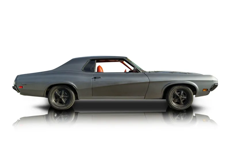 An incredible side shot photo of aMercury Cougar that you should buy.