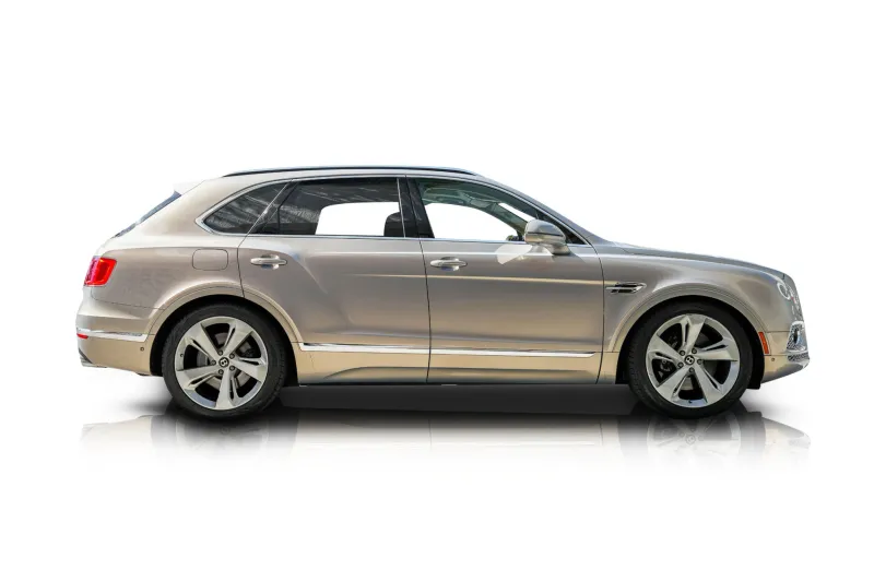 An incredible side shot photo of aBentley Bentayga that you should buy.