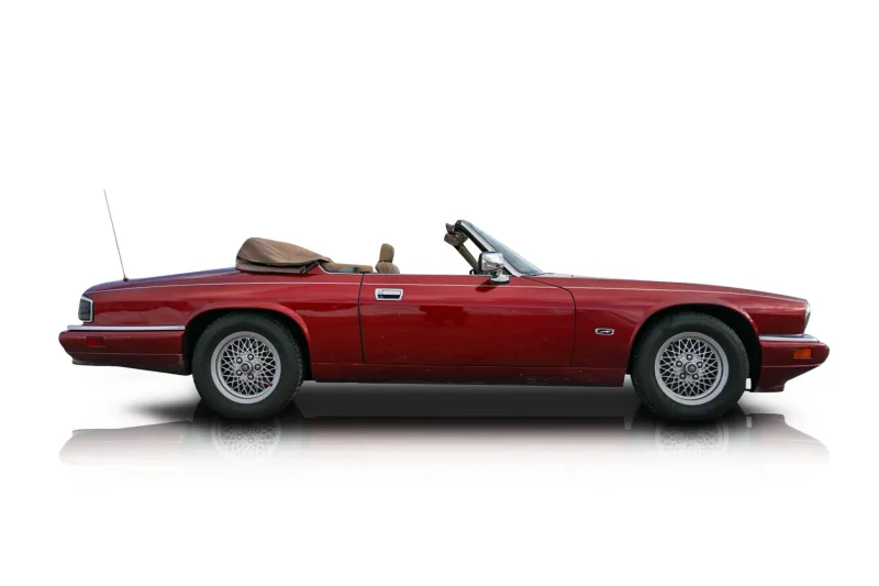 An incredible side shot photo of aJaguar XJS that you should buy.
