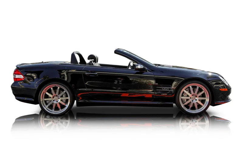 An incredible side shot photo of aMercedes-Benz SL600 that you should buy.