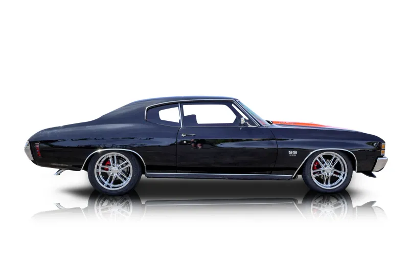 An incredible side shot photo of aChevrolet Chevelle that you should buy.