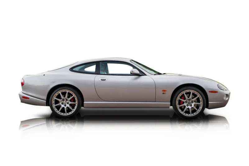 An incredible side shot photo of aJaguar XKR that you should buy.