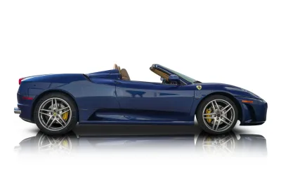Passenger side photo of 2007 Ferrari F430
