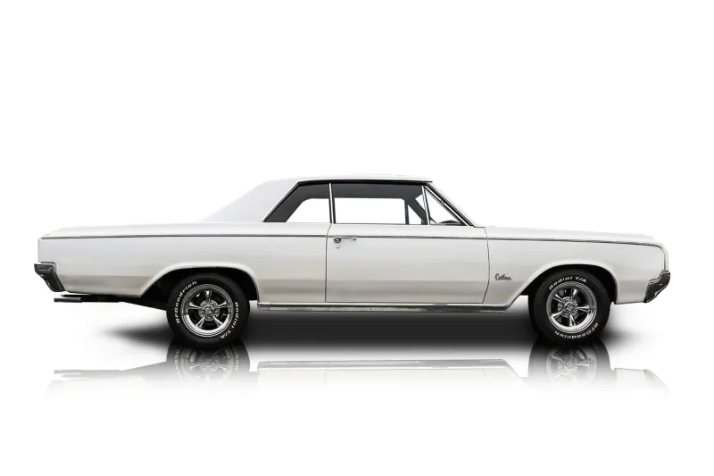 An incredible side shot photo of aOldsmobile Cutlass that you should buy.