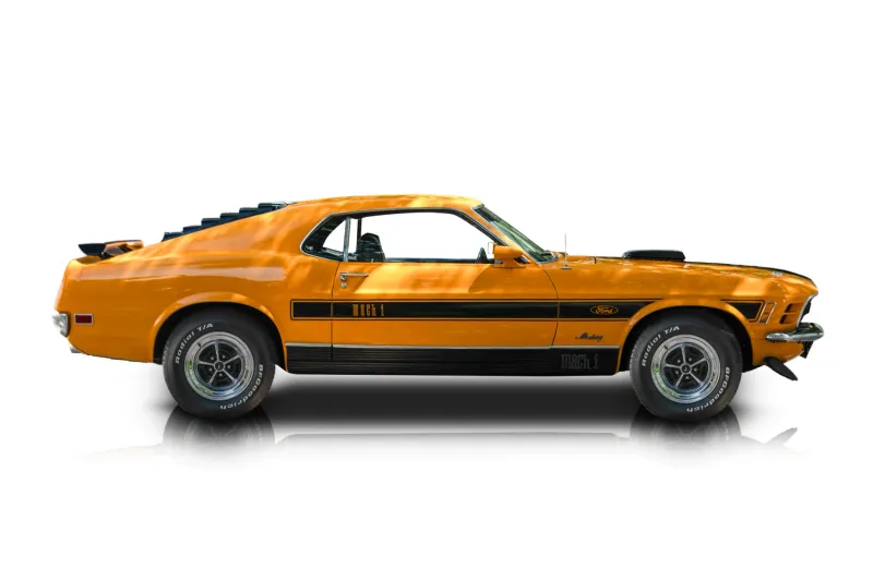An incredible side shot photo of aFord Mustang that you should buy.