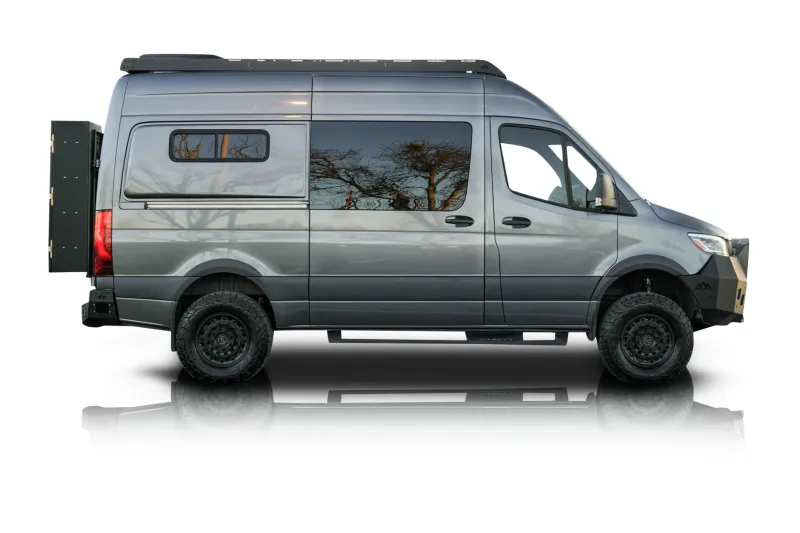 An incredible side shot photo of aMercedes-Benz Sprinter 2500 that you should buy.