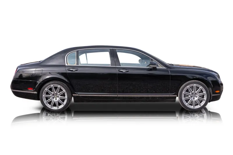 An incredible side shot photo of aBentley Continental that you should buy.