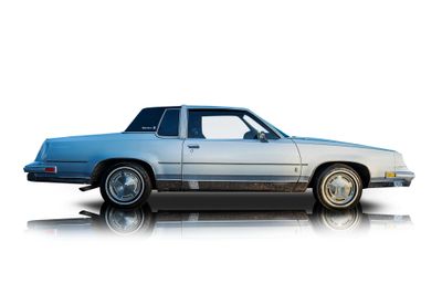Passenger side photo of 1984 Oldsmobile Cutlass