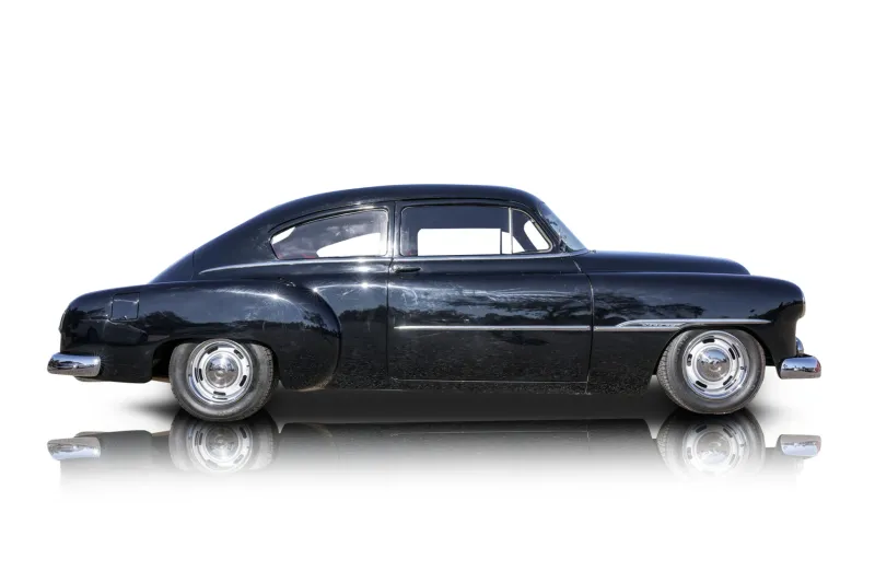 An incredible side shot photo of aChevrolet Fleetline that you should buy.