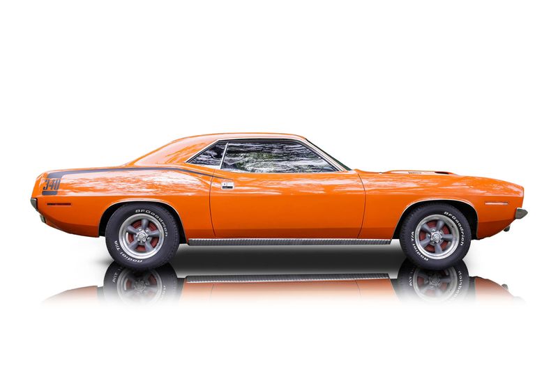 An incredible side shot photo of aPlymouth Cuda that you should buy.