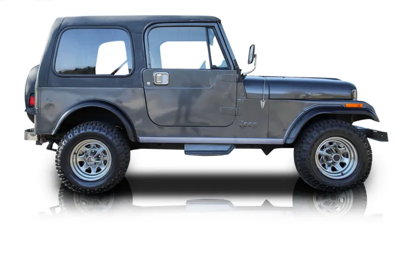 An incredible side shot photo of aJeep CJ-7 that you should buy.