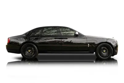 Passenger side photo of 2014 Rolls-Royce Ghost