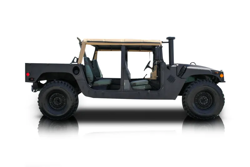 An incredible side shot photo of aAM General Humvee that you should buy.