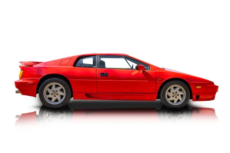 An incredible side shot photo of aLotus Esprit that you should buy.