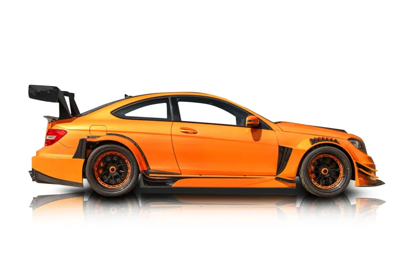 An incredible side shot photo of aMercedes-Benz C63 AMG that you should buy.