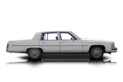 Passenger side photo of 1986 Cadillac Fleetwood