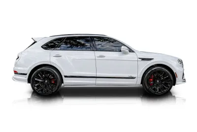 Passenger side photo of 2023 Bentley Bentayga