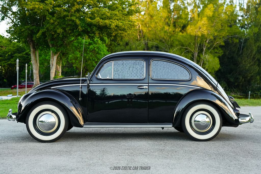 Volkswagen Beetle (Oval-Window)