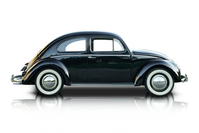 An incredible side shot photo of aVolkswagen Beetle that you should buy.
