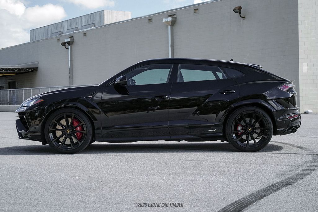 2024 Lamborghini Urus S for sale