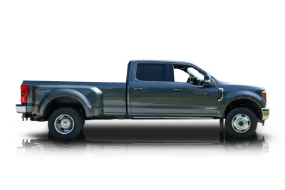 Passenger side photo of 2017 Ford F-350
