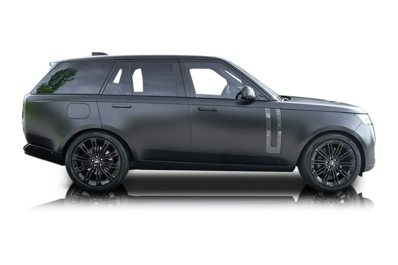 An incredible side shot photo of aLand Rover Range Rover that you should buy.