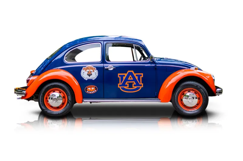 An incredible side shot photo of aVolkswagen Beetle that you should buy.