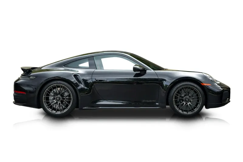 An incredible side shot photo of aPorsche 911 that you should buy.