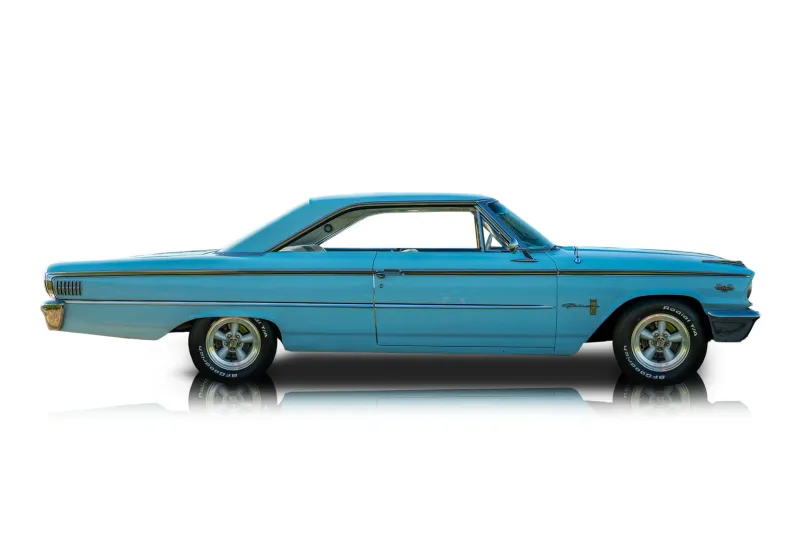 An incredible side shot photo of aFord Galaxie 500 that you should buy.