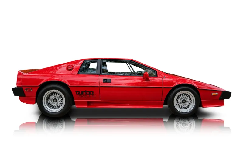 An incredible side shot photo of aLotus Esprit that you should buy.