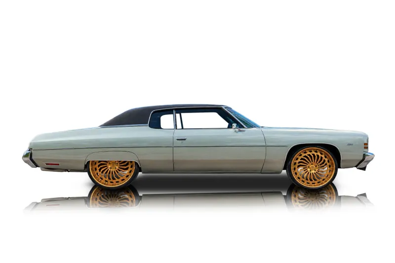 An incredible side shot photo of aChevrolet Impala that you should buy.