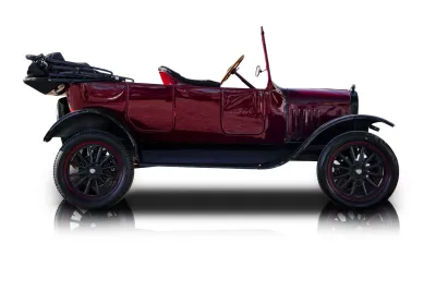 Passenger side photo of 1924 Ford Model T