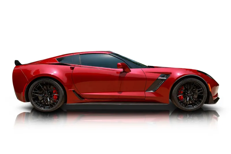 An incredible side shot photo of aChevrolet Corvette that you should buy.