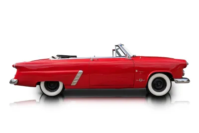 Passenger side photo of 1952 Ford Crestline