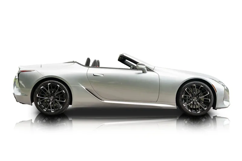 An incredible side shot photo of aLexus LC500 that you should buy.