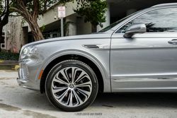2024 Bentley Bentayga EWB Azure V8 for sale
