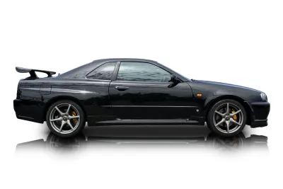 Passenger side photo of 2000 Nissan Skyline
