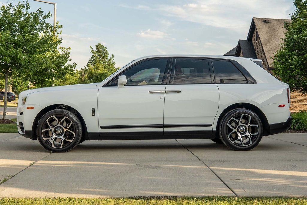 2023 Rolls-Royce Cullinan Black Badge