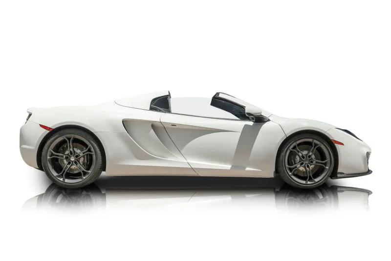 An incredible side shot photo of aMcLaren MP4-12C that you should buy.