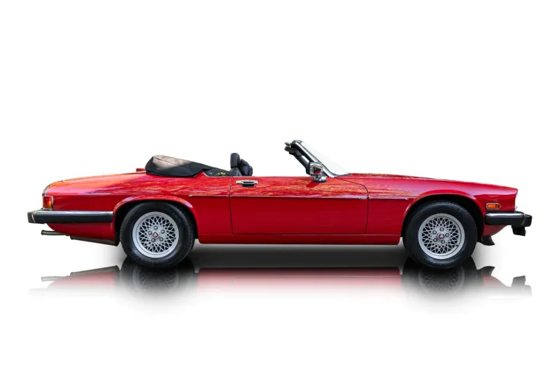 An incredible side shot photo of aJaguar XJS that you should buy.