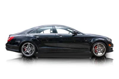 Passenger side photo of 2014 Mercedes-Benz CLS63 AMG