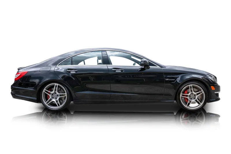 An incredible side shot photo of aMercedes-Benz CLS63 AMG that you should buy.