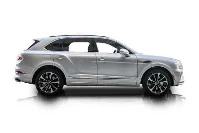 Passenger side photo of 2021 Bentley Bentayga