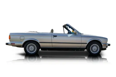 Passenger side photo of 1987 BMW 325i