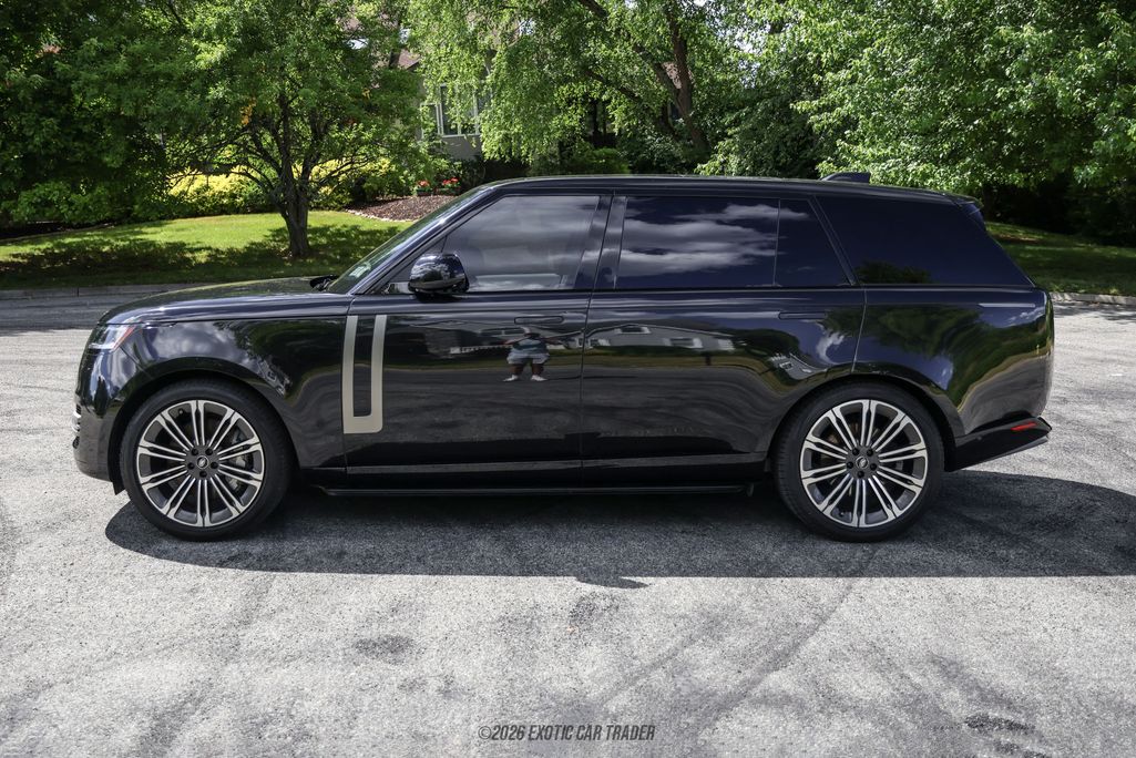 2025 Land Rover Range Rover SE LWB P530 for sale